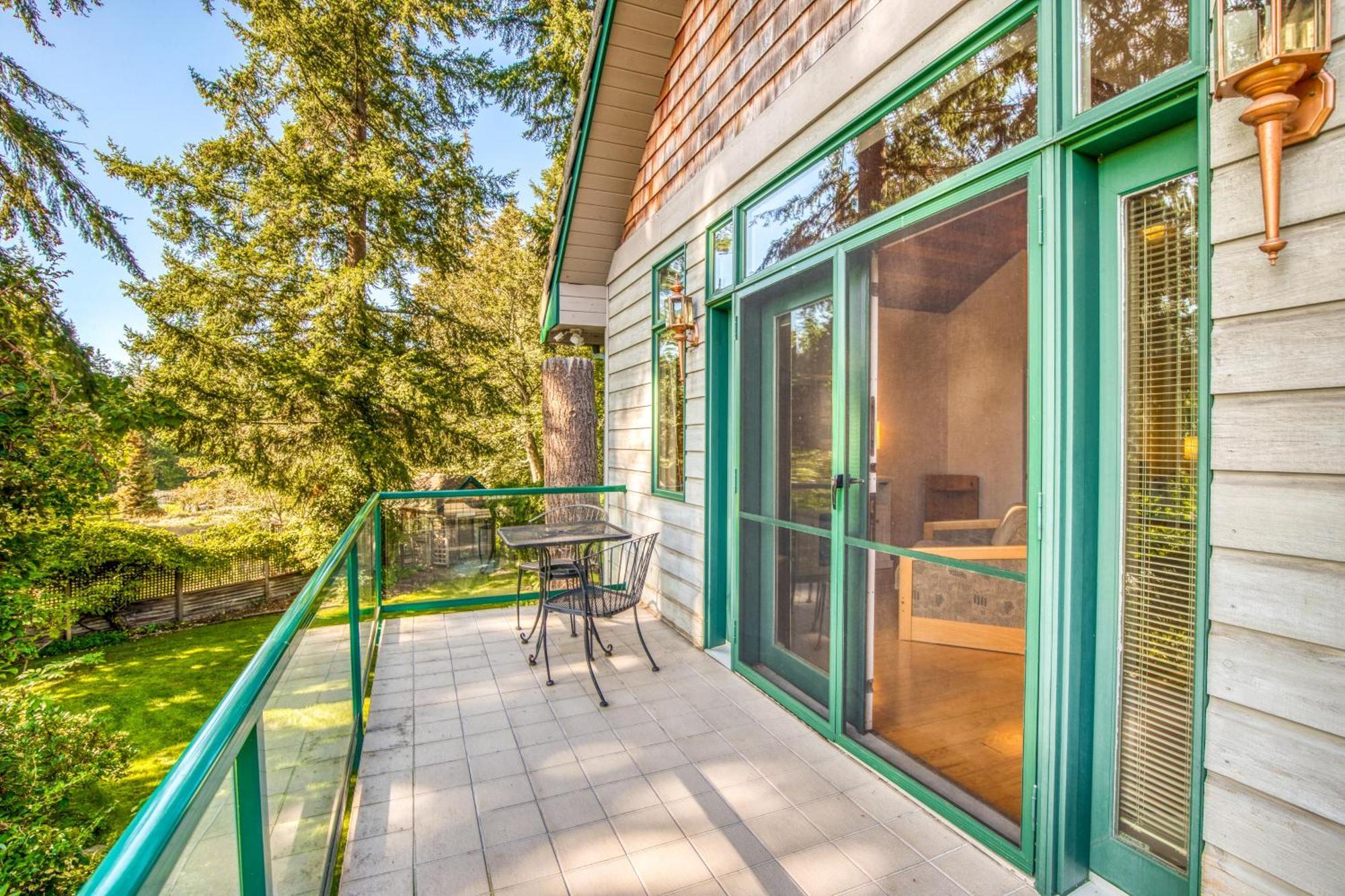 The Quintessa Cottage Clinton Exterior photo